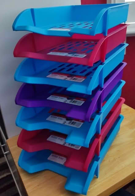 Photo of free 7 stackable letter / document trays (GU12) #2