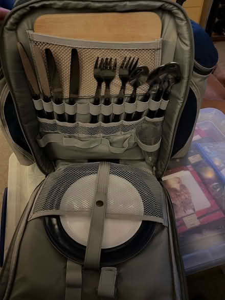 Photo of free High end picnic backpack (Bermondsey SE16) #2