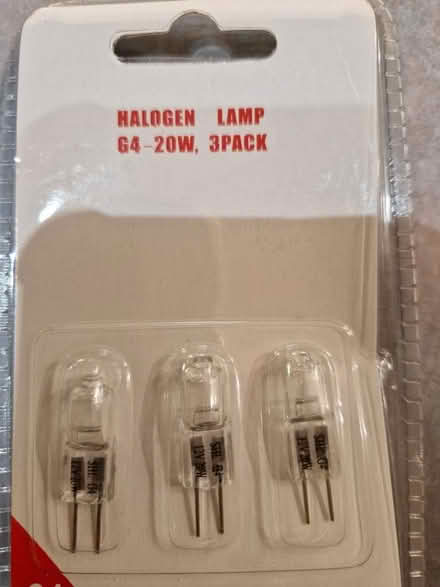Photo of free Halogen bulbs and strip light starters (Dunfermline KY12) #1