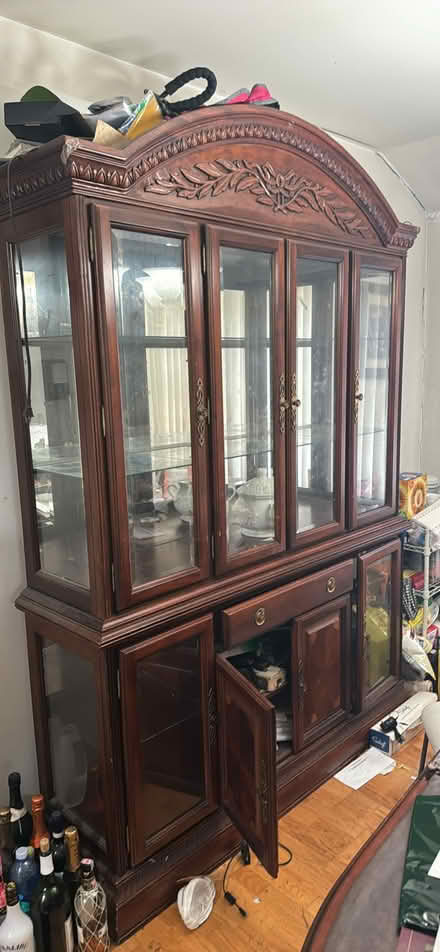 Photo of free China cabinet with 6 chait table (Jamaica Queens) #2