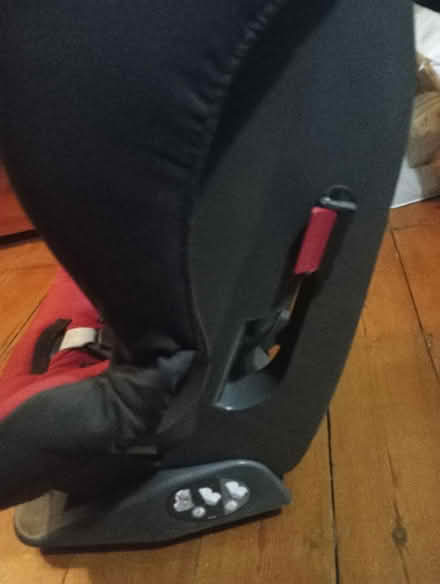 Photo of free Britax Romer car seat 9-18kgs (HP13 Terriers near RGS) #2