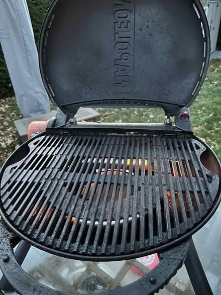 Photo of free Napoleon TravelQ Tabletop BBQ (Beaverbrook) #2