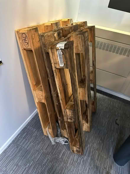 Photo of free 3 x pallets (Twyford RG10) #1
