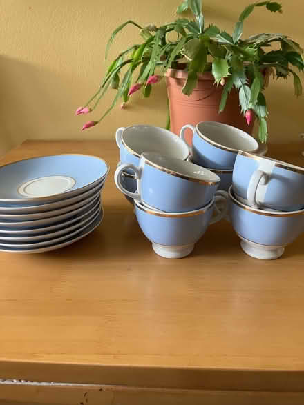Photo of free 8 teacups with matching saucers (Harlow CM18 staple tye) #1