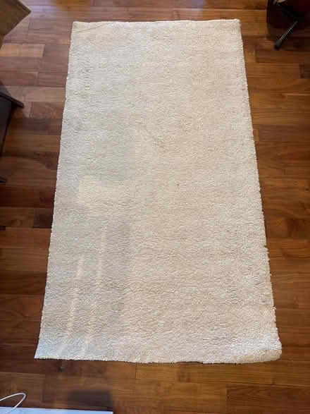Photo of free Cream coloured rug (2nd one) (Crouch End N8) #1