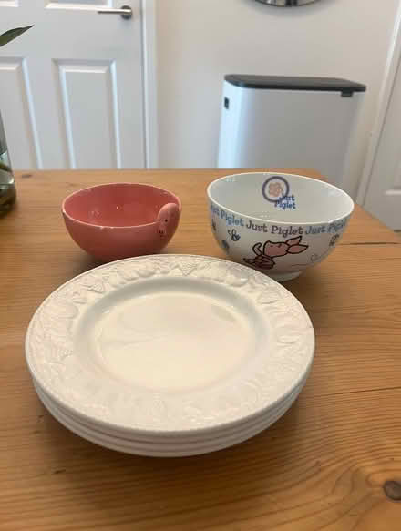 Photo of free Lots of plates and bowls (SE16) #1