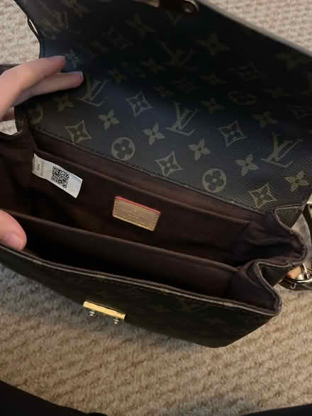 Photo of free Fake designer bag - broken (CR7) #3