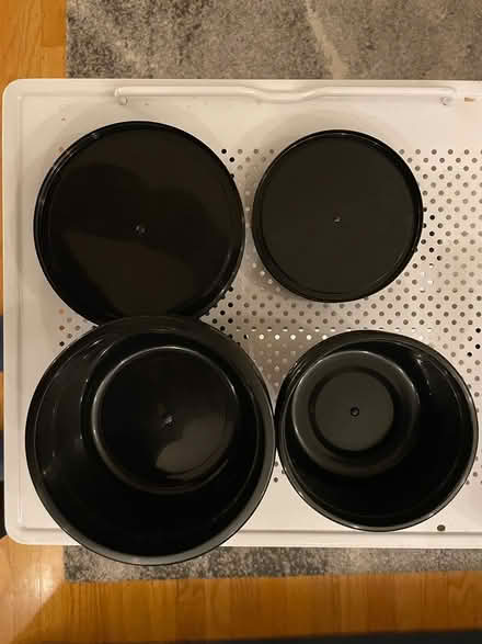 Photo of free Assorted plastic containers w/ lids (Oakland) #2