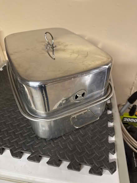 Photo of free Large aluminum roasting pan (West Natick) #2