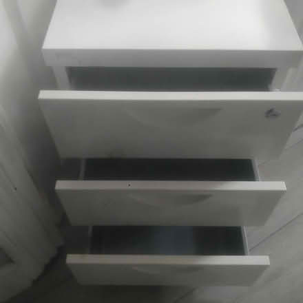 Photo of free Small filing cabinet (Leytonstone E11) #2