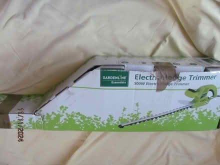 Photo of free Electric Hedge Trimmer (didsbury M20) #3