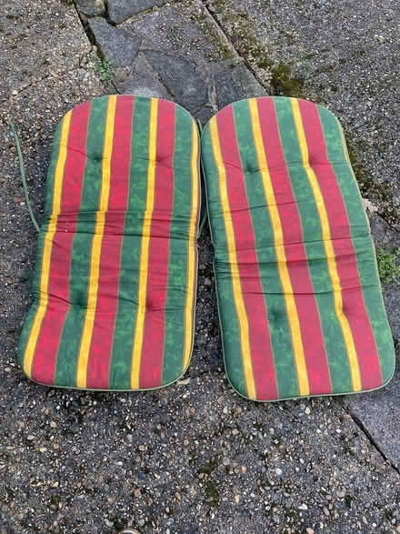 Photo of free Garden chair cushions (Sevenoaks, near Station) #1