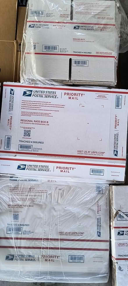 Photo of free USPS Priority mail boxes (St. Petersburg) #3