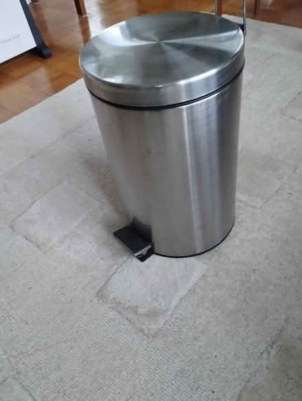 Photo of free stainless steel pedal bin (Thorpe Bay SS1) #1