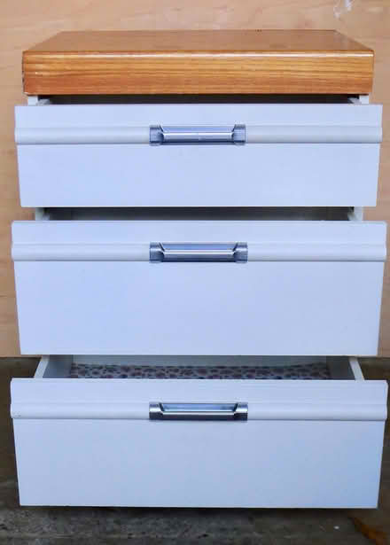 Photo of free storage cabinet (Marlow SL7) #2