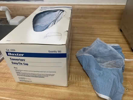 Photo of free easy-tie caps for medical workers (Briarwood, Queens) #2