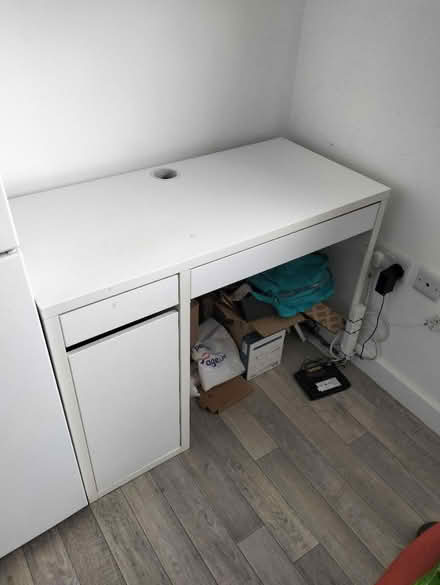 Photo of free White Desk - Must go by Thursday (BN7) #2