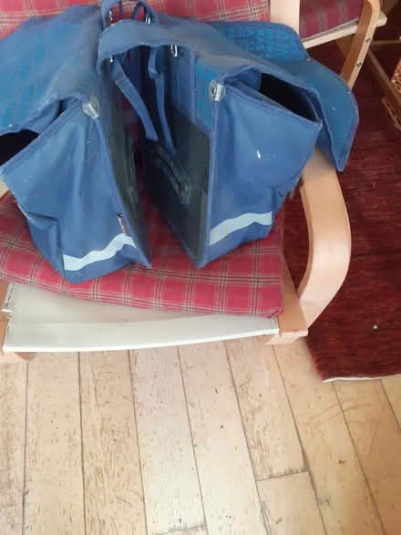 Photo of free pannier bag Double blue. (Bowbridge GL5) #3