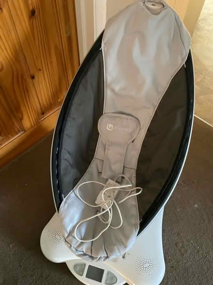 Photo of free 4Moms baby automatic rocker (IP7) #1