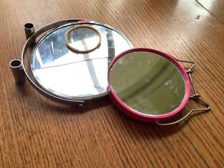 Photo of free Broken mirrors (Caton LA2) #1
