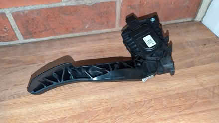 Photo of free Mk5 Mondeo throttle pedal (Ellenbrook M28) #1
