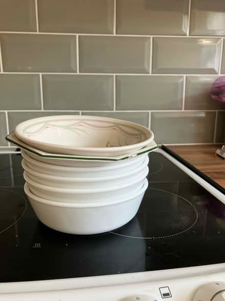 Photo of free Various odd bowls (Harlow CM18 staple tye) #1