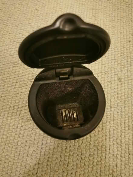 Photo of free Car ashtray (Vale LA1) #2