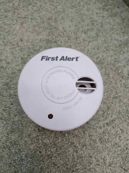 Photo of free Working fire alarm VGC (Shirley CR0) #1