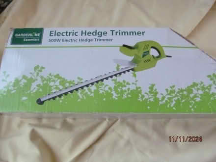Photo of free Electric Hedge Trimmer (didsbury M20) #1