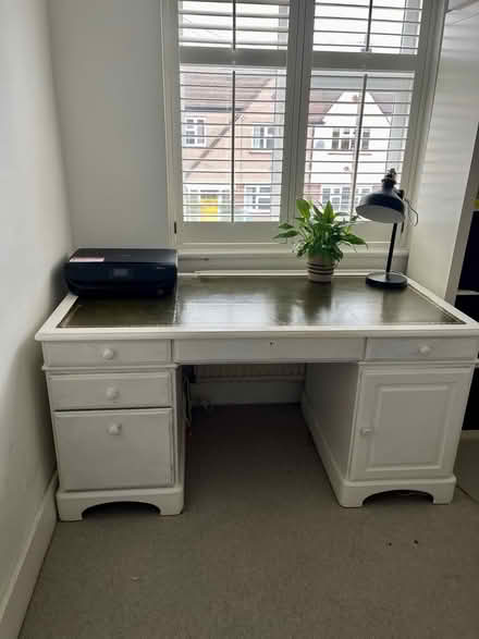 Photo of free White desk with green leather top (Twickenham TW1) #1