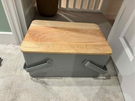 Photo of free Metal Hamper box (Nunhead SE15) #1