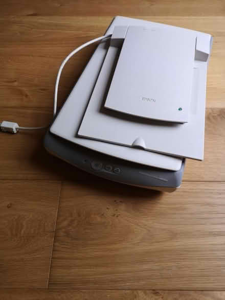 Photo of free Sun lamp and Epson slide scanner (Ilkley) #2