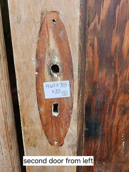 Photo of free x4 1930's single panel doors (Copthorne SY3) #3