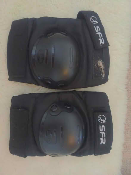 Photo of free SFR knee pads (Deddington OX15) #1