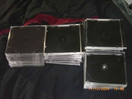 Photo of free CD / DVD jewel cases (about 37) (Pleasantville) #1
