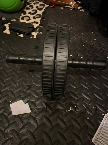 Photo of free six-pack trainer (Islington, N7) #1