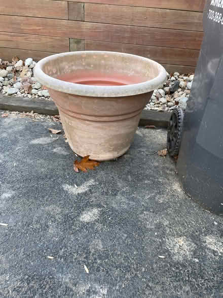 Photo of free Big planter (Reston, Va) #1