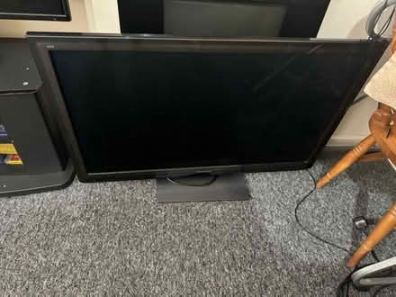 Photo of free Panasonic Tv (goes off every 5 min) (Gillot road B16) #1