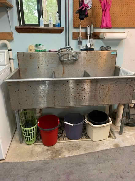 Photo of free 3 basin sink (near Maclay School) #1