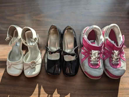 Photo of free Girls shoes (Chelsea (10011)) #1