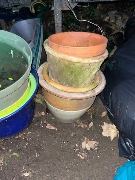 Photo of free Pots (TW20) #2