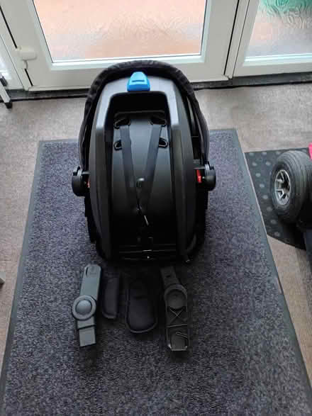 Photo of free Car seat (DE21) #1