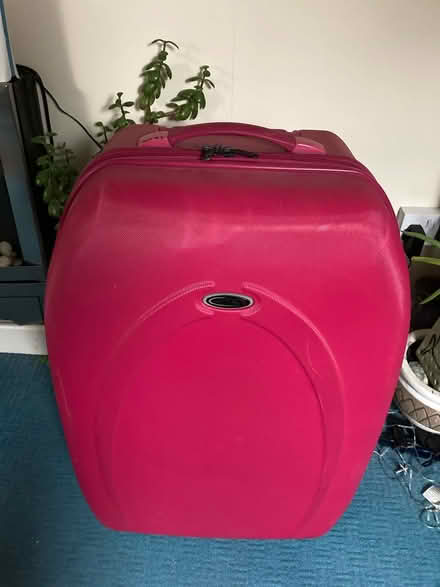 Photo of free Pink hard suit casw (B26) #1