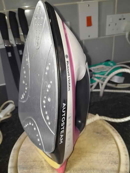Photo of free Steam iron (Sidcup DA14) #2