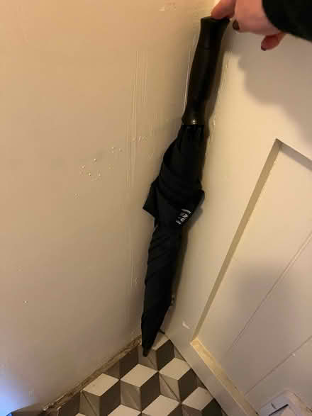 Photo of free Golf umbrella (Knockholt/Dunton Green TN14) #1