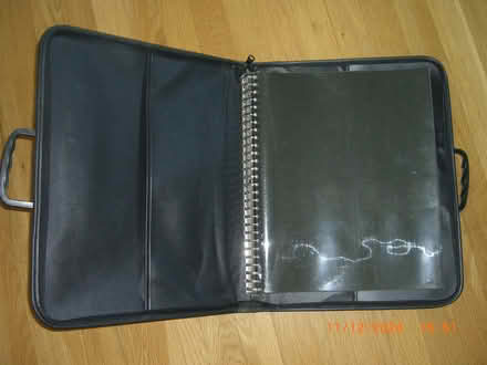 Photo of free Portfolio carrying vase (Pleasantville) #3