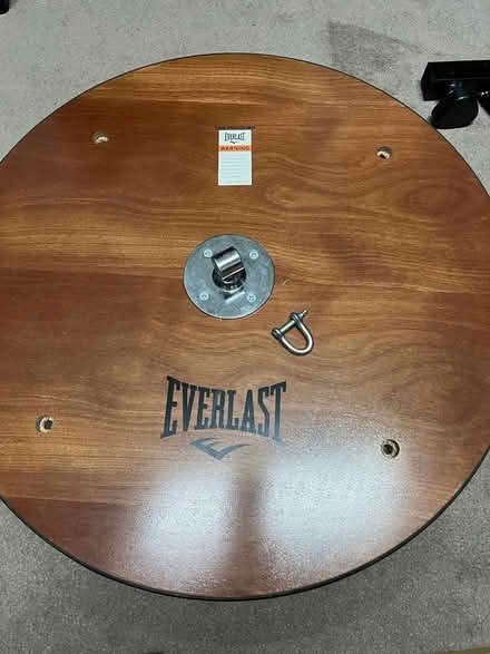 Photo of free Everlast speed ball frame (Islington, N7) #2