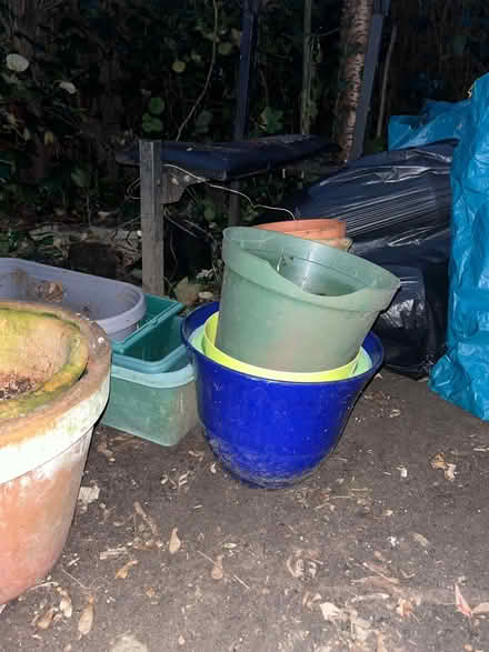 Photo of free Pots (TW20) #4