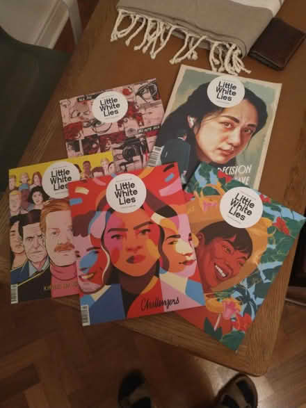 Photo of free Movie magazines little white lies (SW12) #1