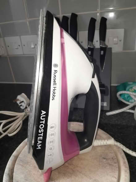 Photo of free Steam iron (Sidcup DA14) #1